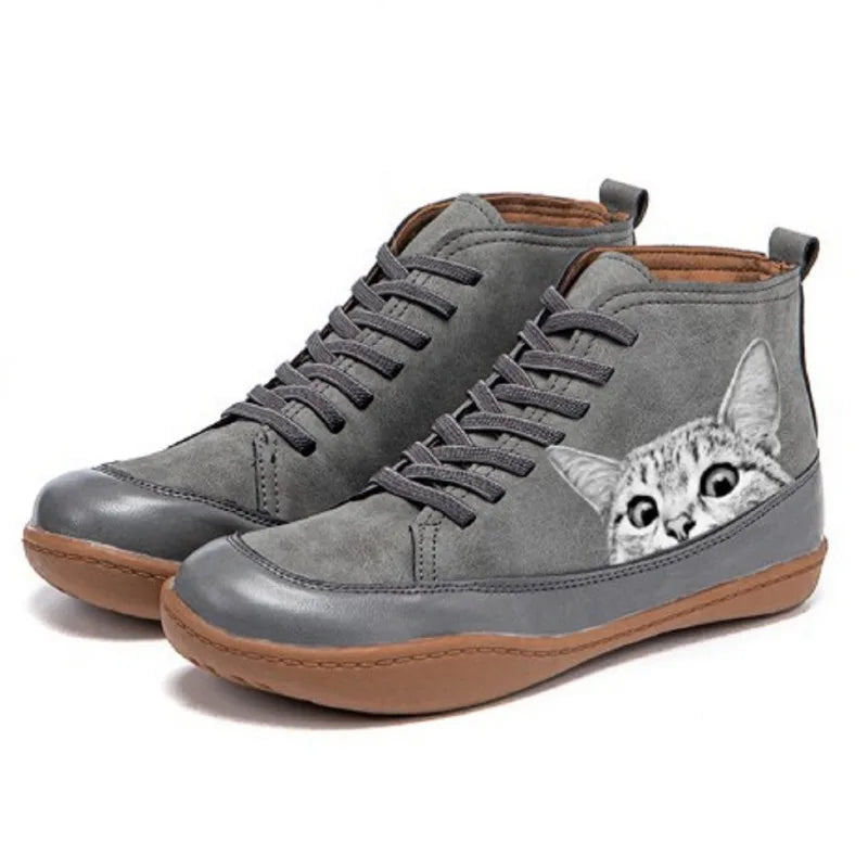 Vérène – Leder-Ankle Boots inspiriert von Katzen
