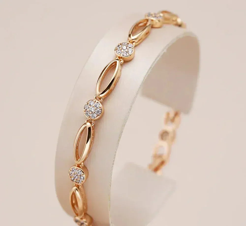 Elegante goldene Zirkonia-Armband