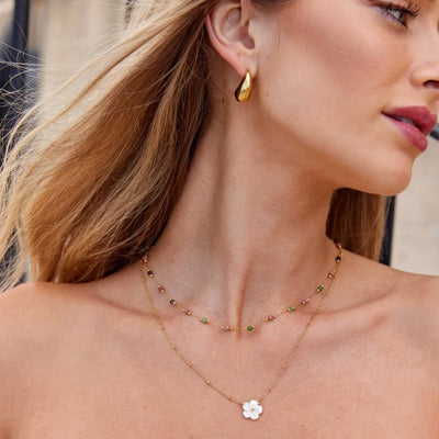 Wunderbare Blumenhalskette